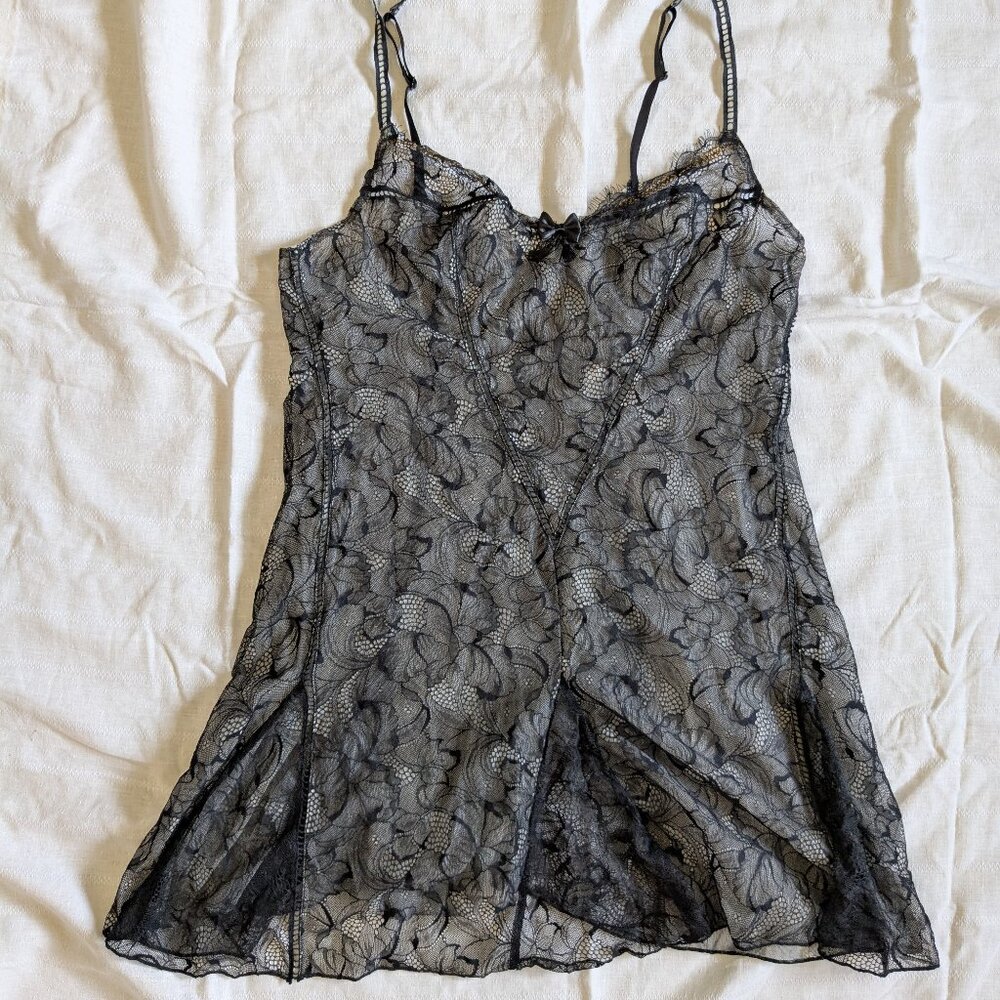 Vintage Felina M Black Lace Negligee with Pleats